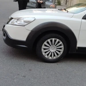 قالپاق اسپرت H30 cross دانگ فنگ سایز رینگ و لاستیک فابریک چرخ ماشین اچسی کراس 15 اینچ مناسب چرخ فابریکی خودرو