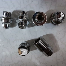 قفل رینگ چرخ پژو 407 | مناسب رینگ اسپرت و فابریک